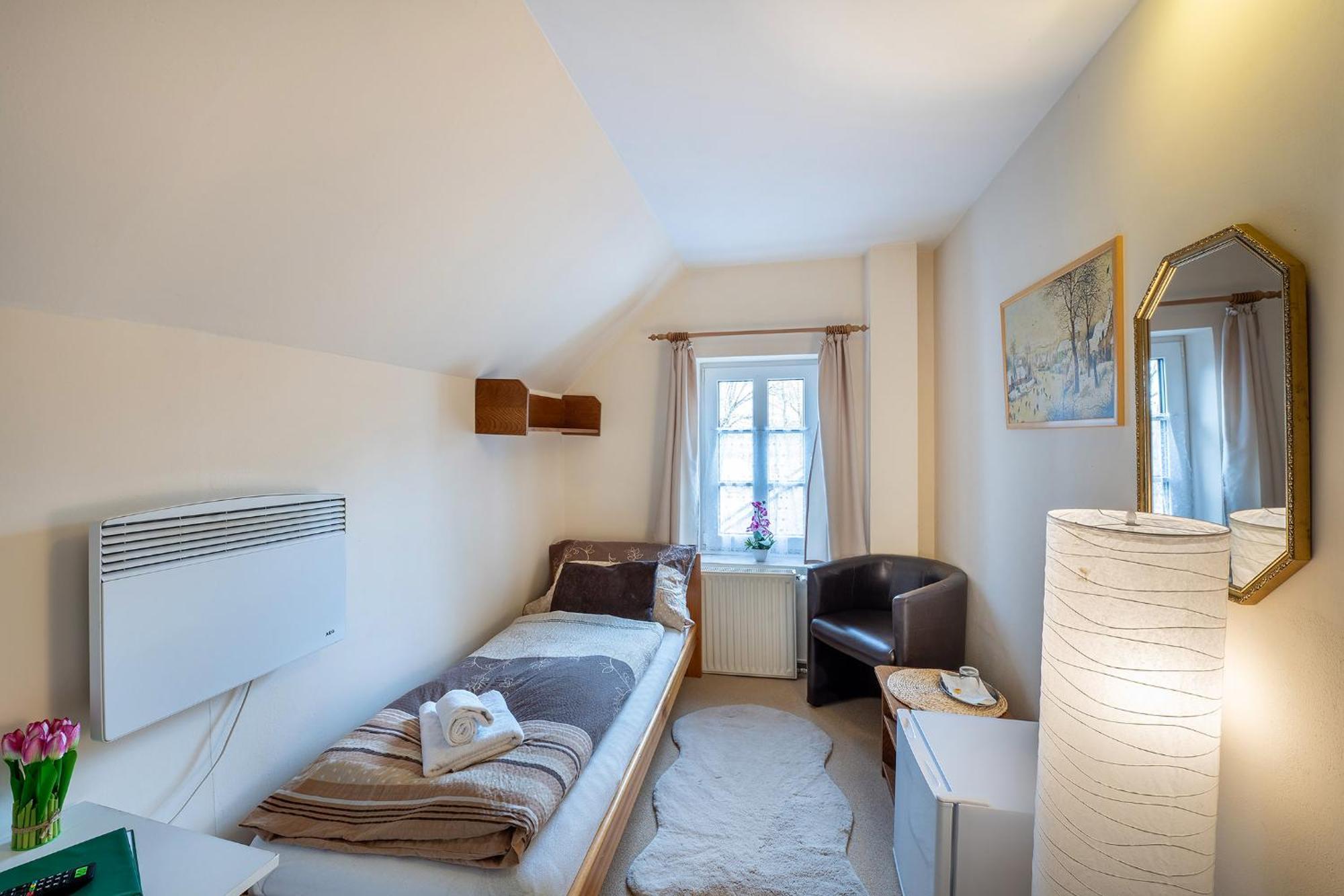 Rodinny Hotel Myslivna Тршебонь Экстерьер фото